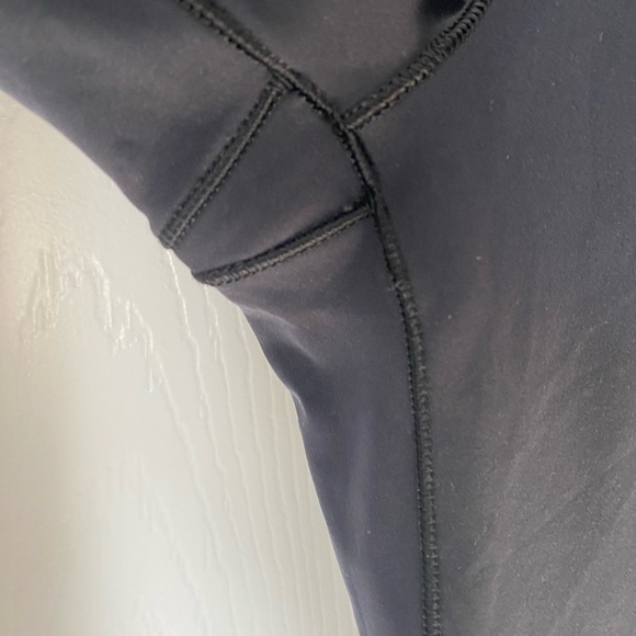 Vuori Black Evolve Leggings XS - Picture 7 of 11